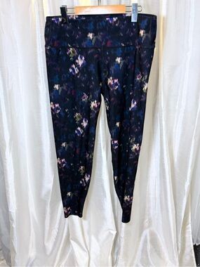 Peloton Dark Floral Leggings in Black and Purple Accents
